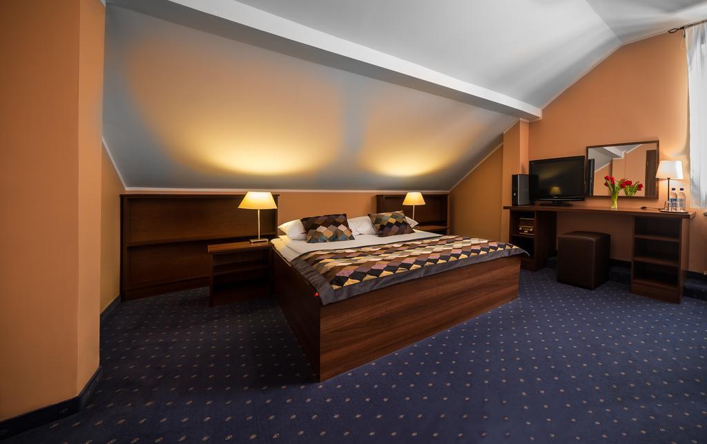 Hotel Colnus Kolno  Εξωτερικό φωτογραφία